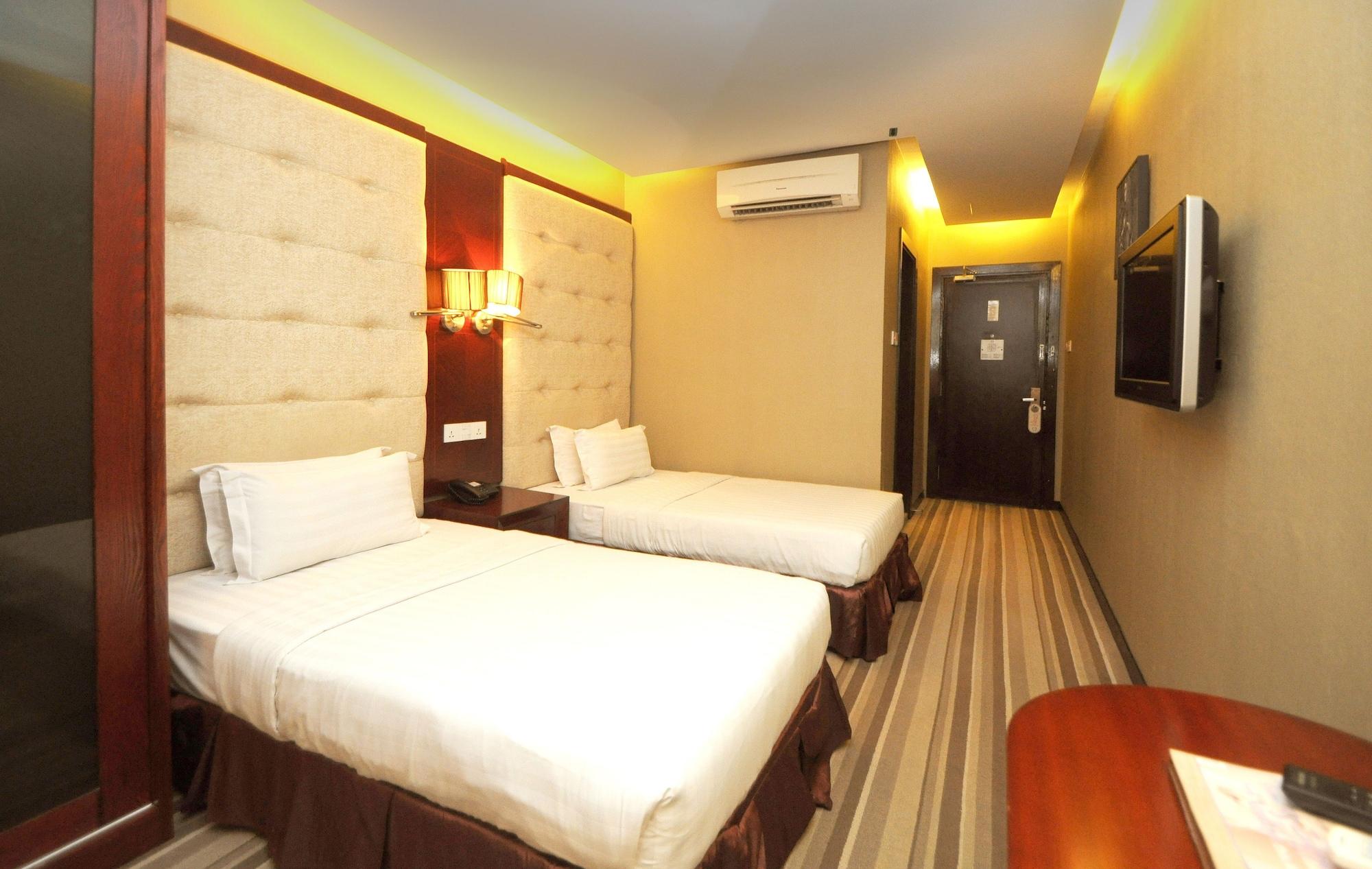 Celyn City Hotel Kota Kinabalu Buitenkant foto