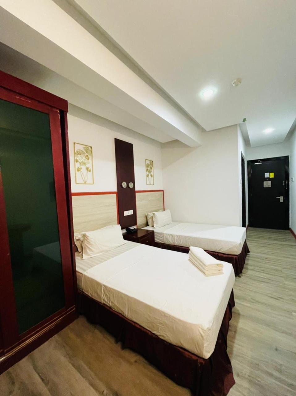 Celyn City Hotel Kota Kinabalu Buitenkant foto
