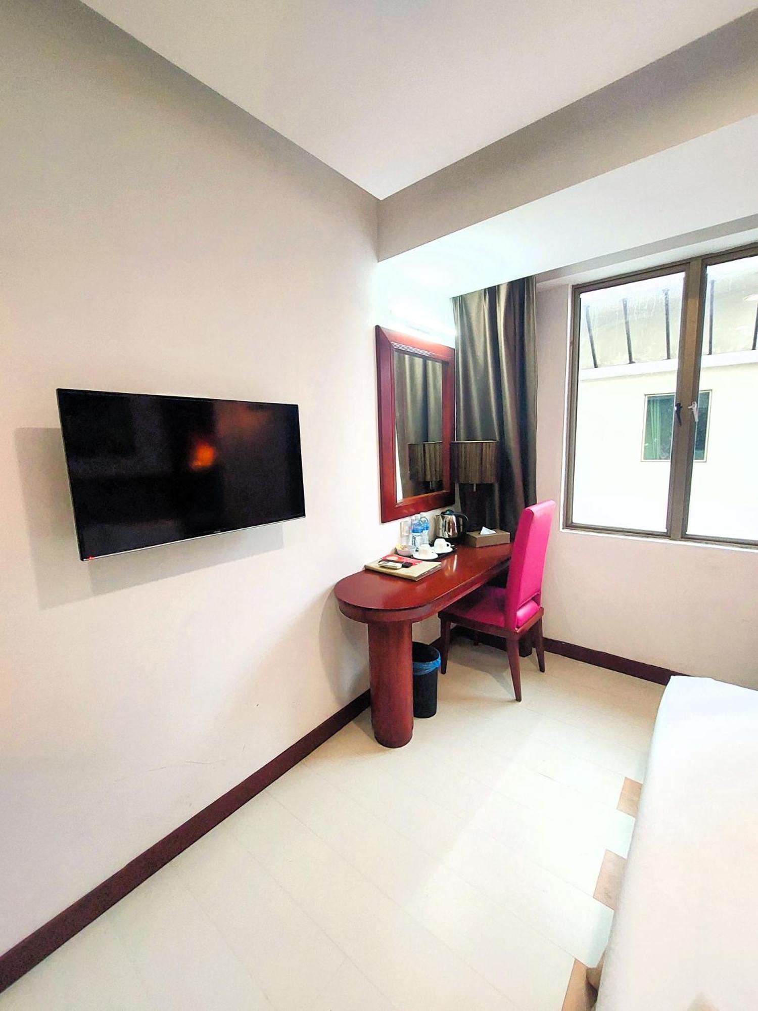 Celyn City Hotel Kota Kinabalu Buitenkant foto