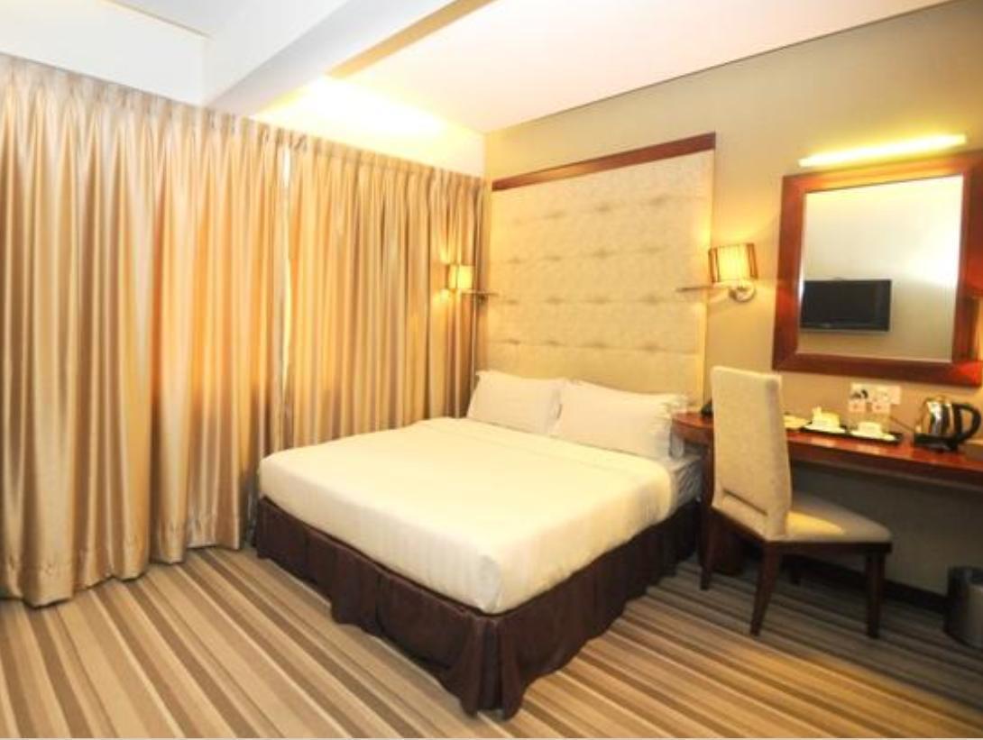 Celyn City Hotel Kota Kinabalu Buitenkant foto