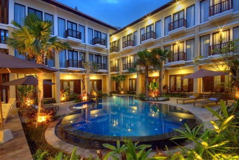Celyn City Hotel Kota Kinabalu Buitenkant foto